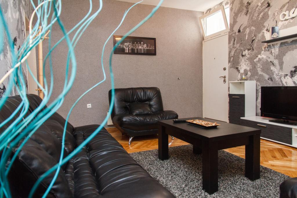 Apartment Aleksandar Belgrado Esterno foto